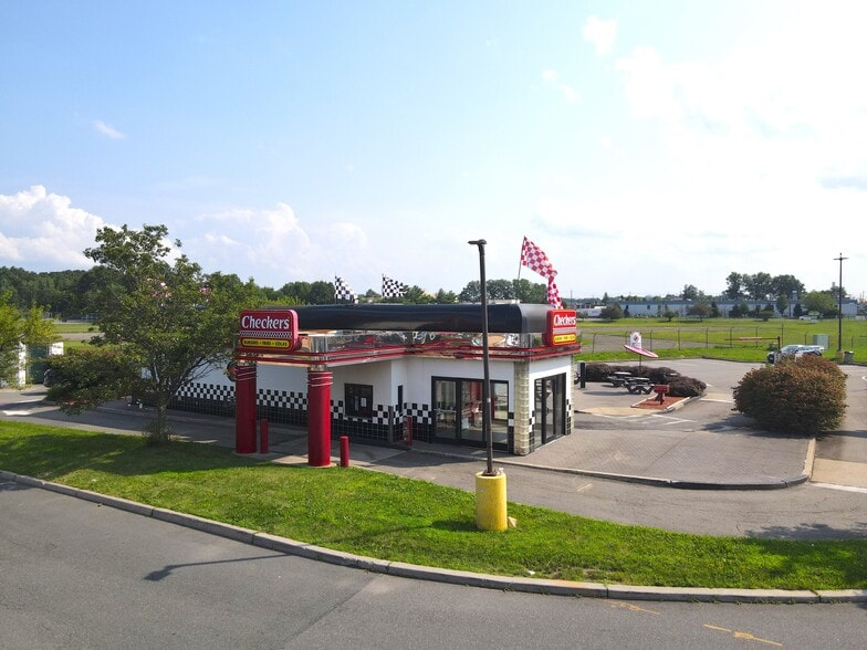 More Photos Of 617-701 W Edgar Rd, Linden Unknown For Lease