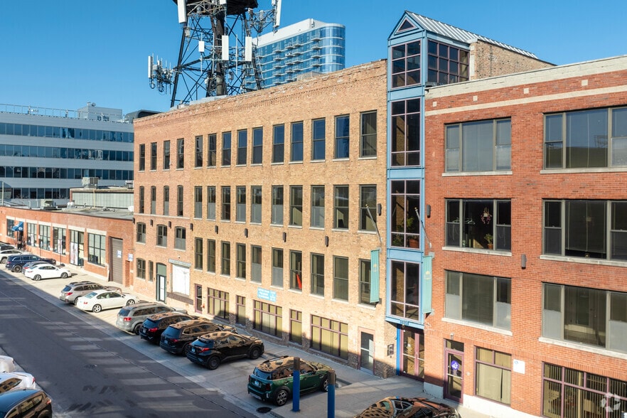 Primary Photo Of 1415 N Dayton St, Chicago Loft Creative Space For Lease