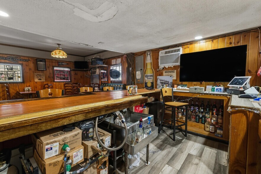 More Photos Of 222 River St, Warrensburg Restaurant For Sale