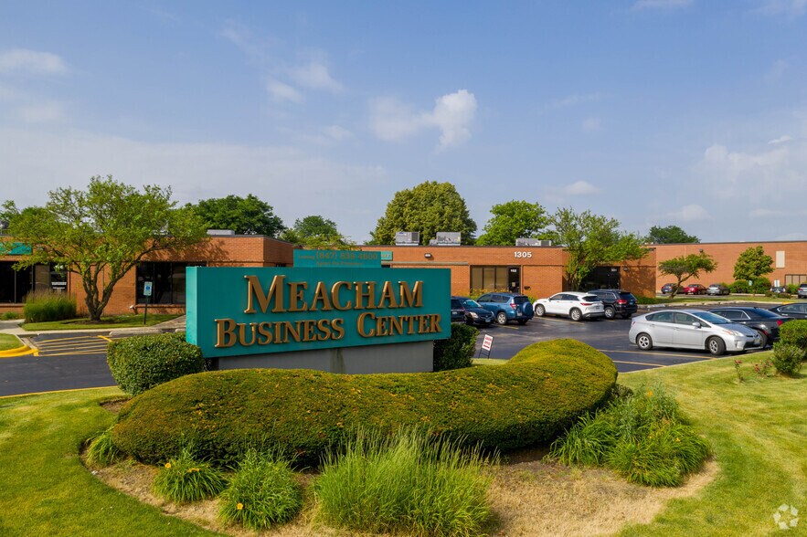 More Photos Of 1305-1365 Wiley Rd, Schaumburg Office For Lease