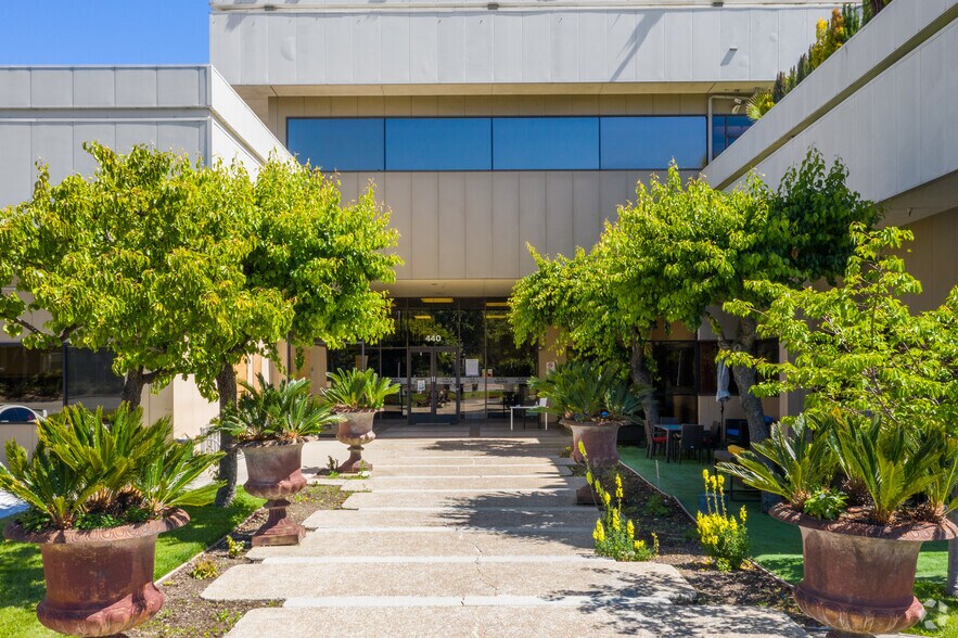 Primary Photo Of 440 N Wolfe Rd, Sunnyvale Office For Lease