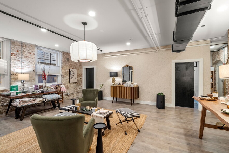 More Photos Of 24 Cambridge St, Charlestown Loft Creative Space For Sale