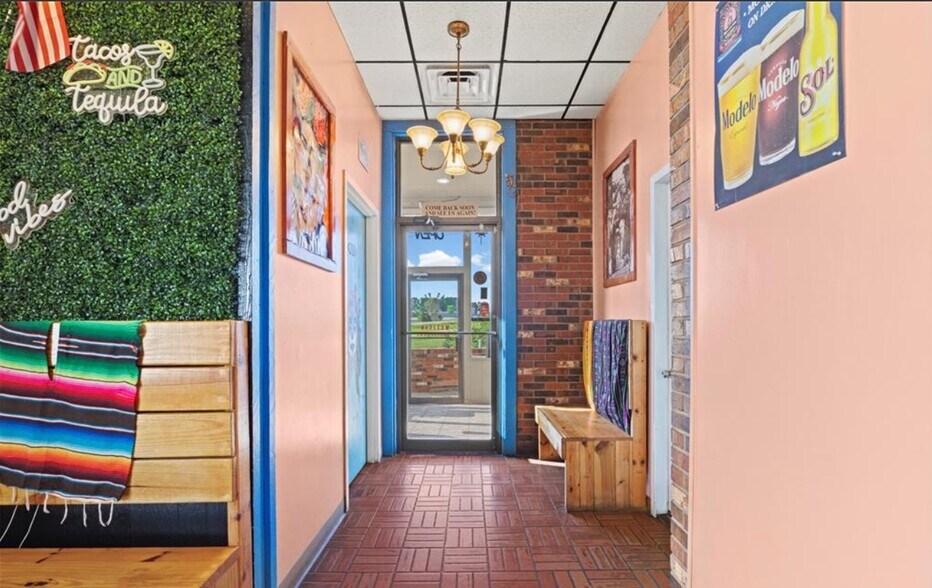 More Photos Of 1909 N Service Rd E, Saint Clair Freestanding For Sale