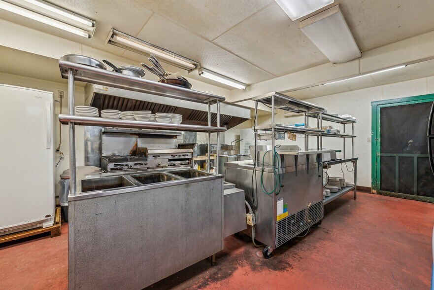 More Photos Of 8557 Mason Dixon Hwy, Meyersdale General Retail For Sale