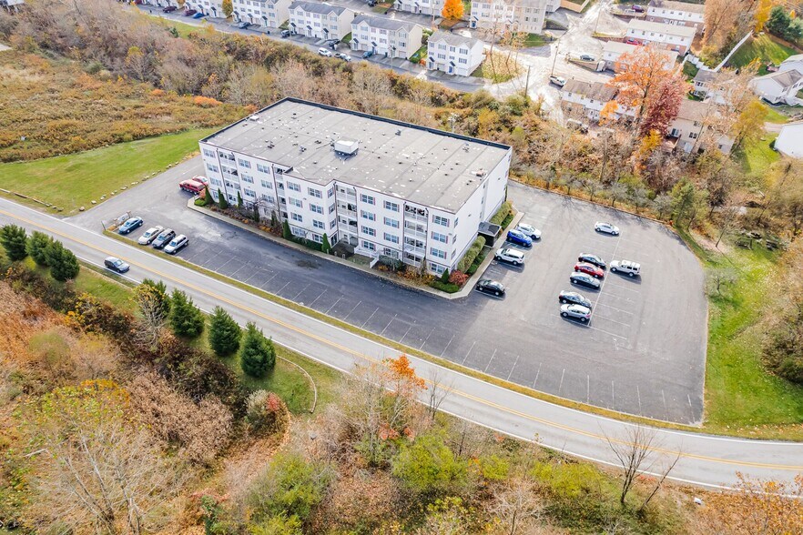 More Photos Of 999 W Run Rd, Morgantown Apartments For Sale