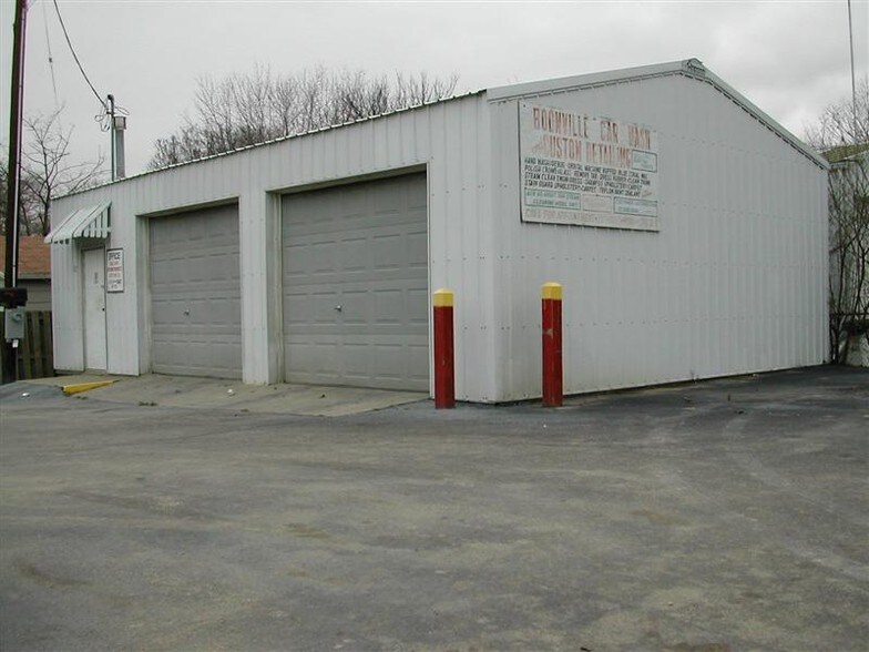 More Photos Of 800 3rd St, Boonville Carwash For Sale