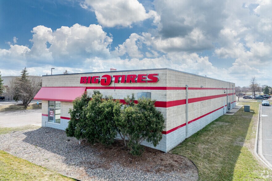 More Photos Of 1271 Tasha Blvd, Shakopee General Retail For Sale