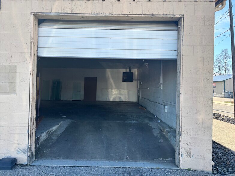 More Photos Of 4141 W Chinden Blvd, Garden City Freestanding For Lease