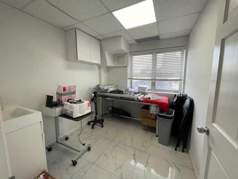 More Photos Of 41-42 College Point Blvd, Flushing Apartments For Sale