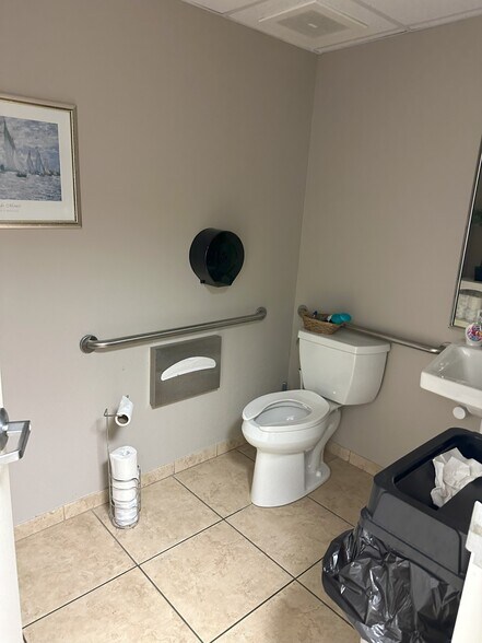 More Photos Of 128 W Charlotte Ave, Punta Gorda Office Residential For Sale