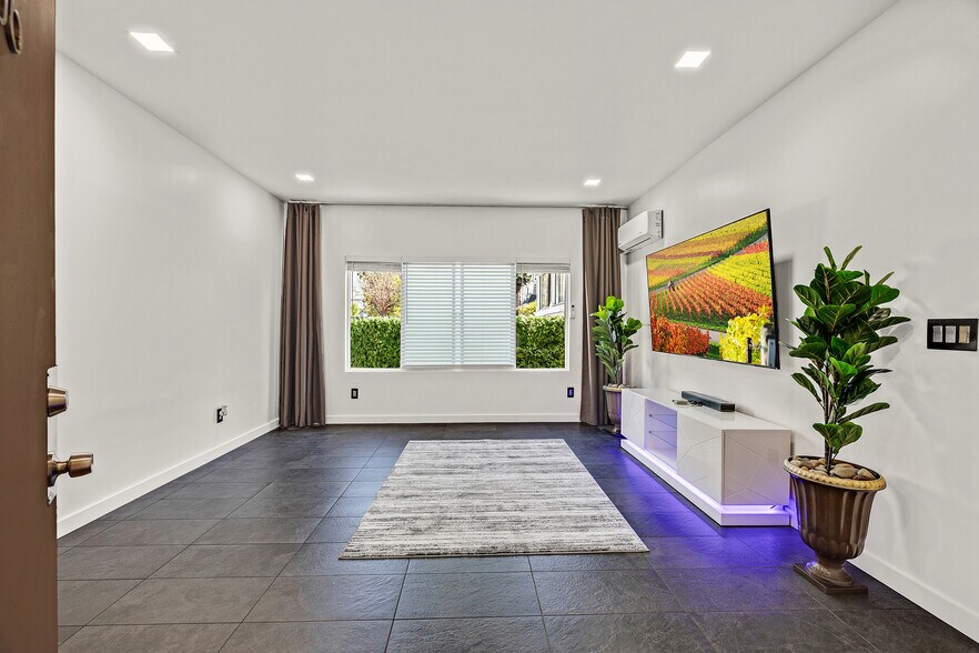 More Photos Of 2300-2306 Fruitvale Ave, Oakland Apartments For Sale