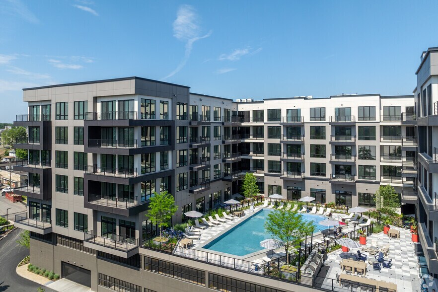 More Photos Of 630 Washington Ave, Belleville Apartments For Lease