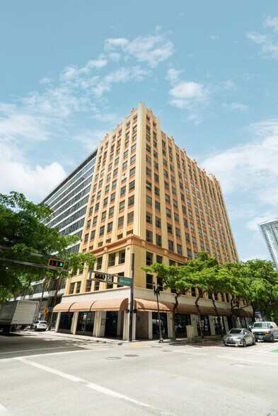 More Photos Of 168 SE 1st St, Miami Loft Creative Space For Lease