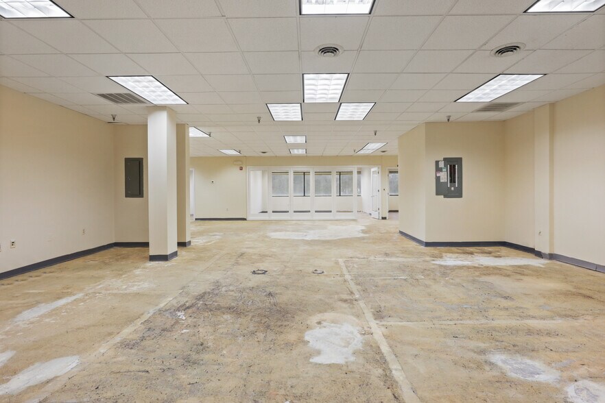 More Photos Of 339 Buschs Frontage Rd, Annapolis Medical For Sale