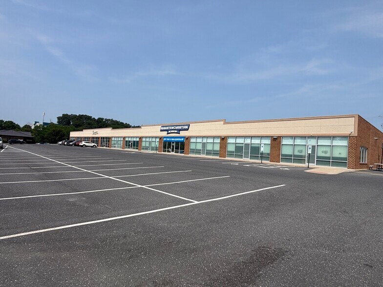 More Photos Of 36 Parkway Ln, Fishersville Storefront Retail Office For Lease