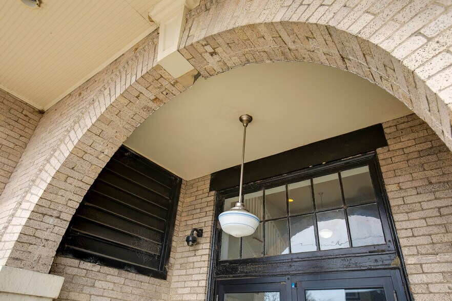 More Photos Of 141 E Wythe St, Petersburg Apartments For Sale