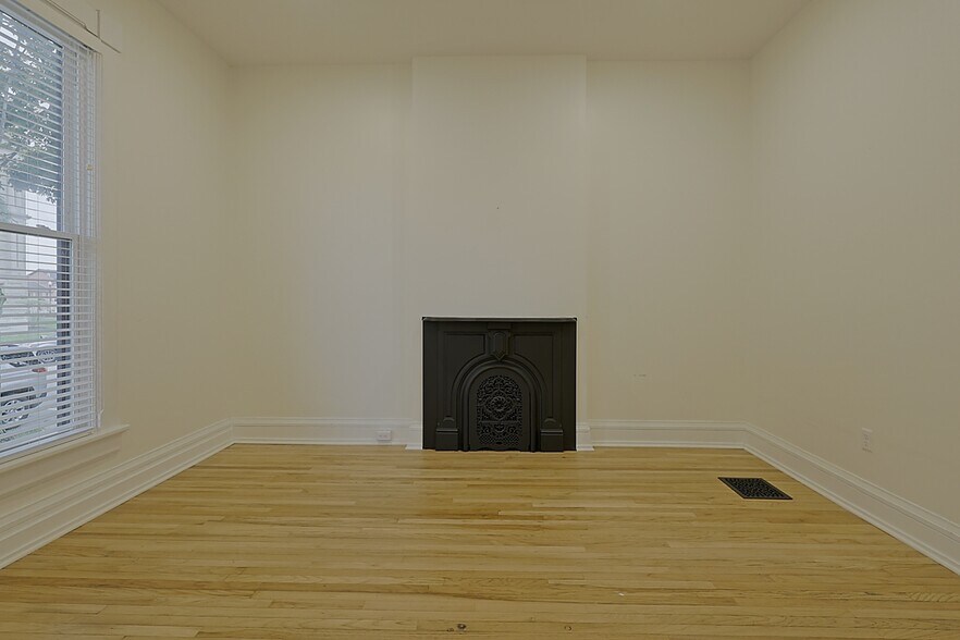 More Photos Of 26 N Short St, Troy Office For Lease