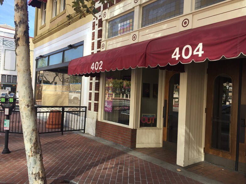 More Photos Of 402-404 W 4th St, Santa Ana Office For Lease