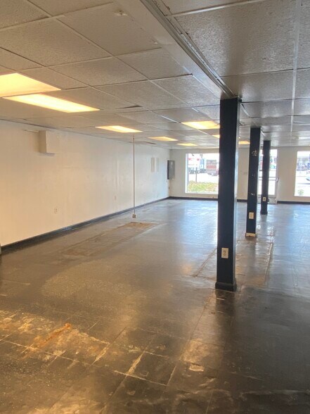 More Photos Of 1727 Ashley River Rd, Charleston Unknown For Lease