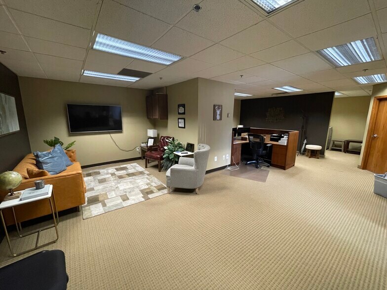 More Photos Of 7525 Mitchell Rd, Eden Prairie Loft Creative Space For Sale