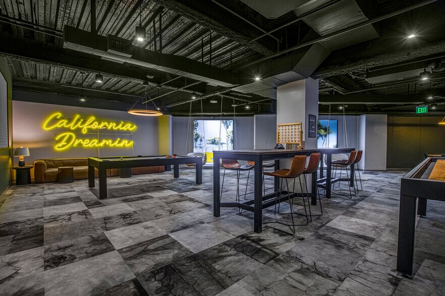 More Photos Of 18881 Von Karman Ave, Irvine Office For Lease