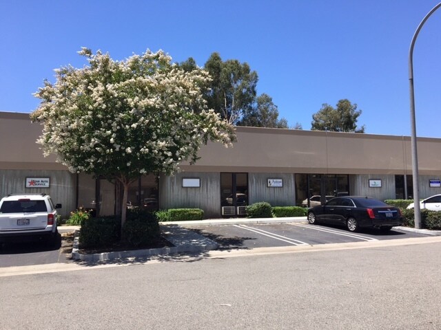 More Photos Of 117-223 Viking Ave, Brea Warehouse For Lease
