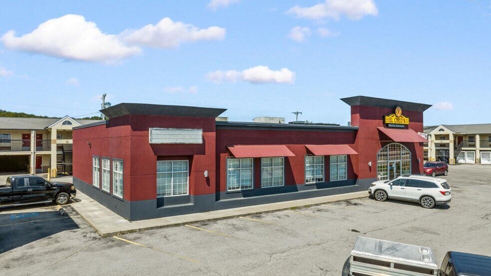 More Photos Of 419 S George Nigh Expy, Mcalester Hotel For Sale