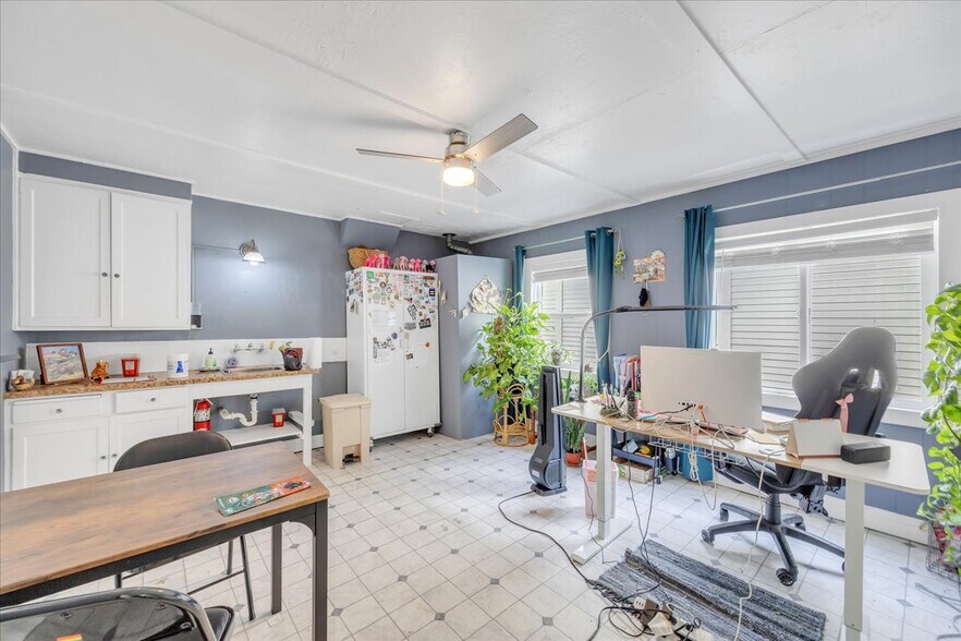 More Photos Of 134 N Washington St, Sonora Specialty For Sale