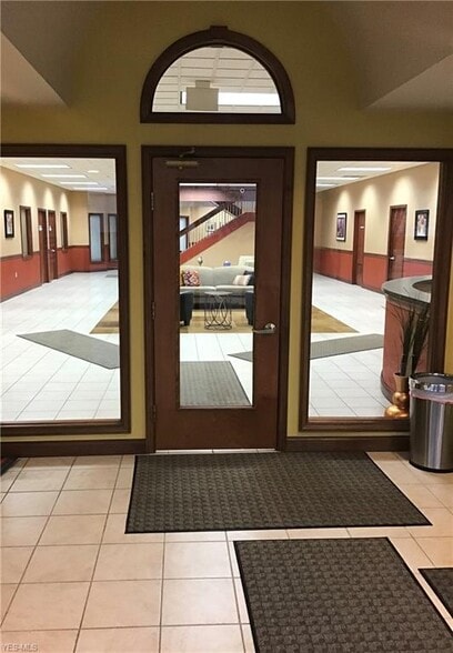 More Photos Of 2888 Nationwide Pky, Brunswick Light Manufacturing For Lease