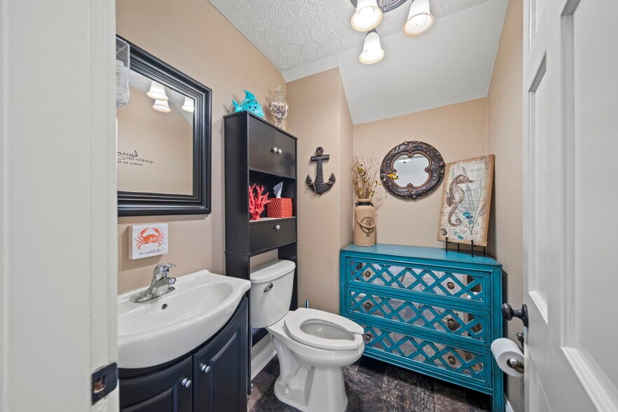 More Photos Of 7315 E Main St, Reynoldsburg Office For Sale