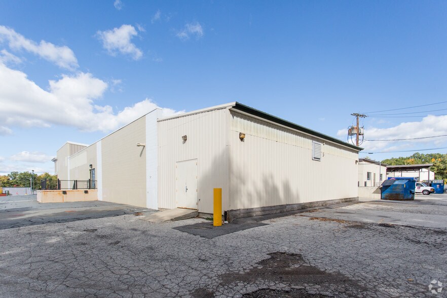 More Photos Of 70-82 Worcester Rd, Webster General Retail For Lease