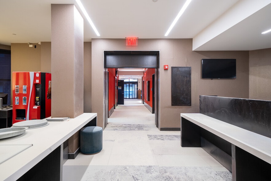 More Photos Of 129 W 46th St, New York Hotel For Sale