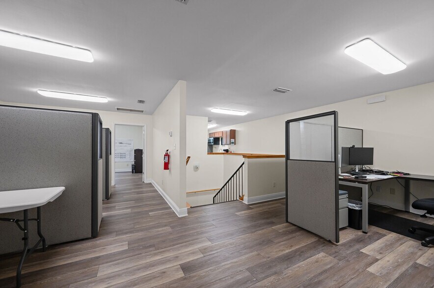 More Photos Of 7555 Half Mile Rd, Irvington Service For Sale