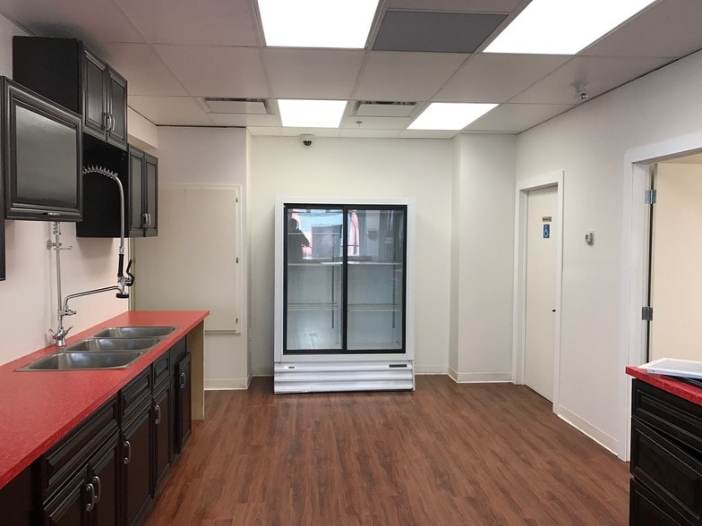 More Photos Of 104 Mackenzie Way SW, Airdrie Apartments For Lease