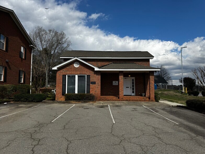 More Photos Of , Irmo Office For Sale