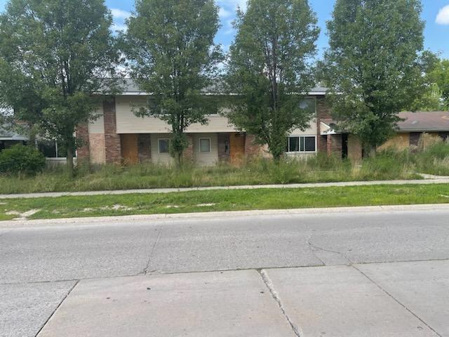 More Photos Of 7020-7032 Twin Oaks Dr, Indianapolis Apartments For Sale