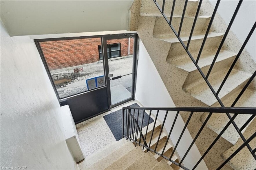More Photos Of 1254 Fennell Ave E, Hamilton Apartments For Sale