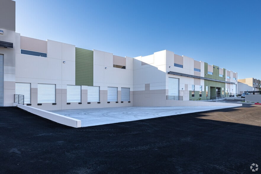 More Photos Of 3559 John Peter Lee St, North Las Vegas Warehouse For Sale