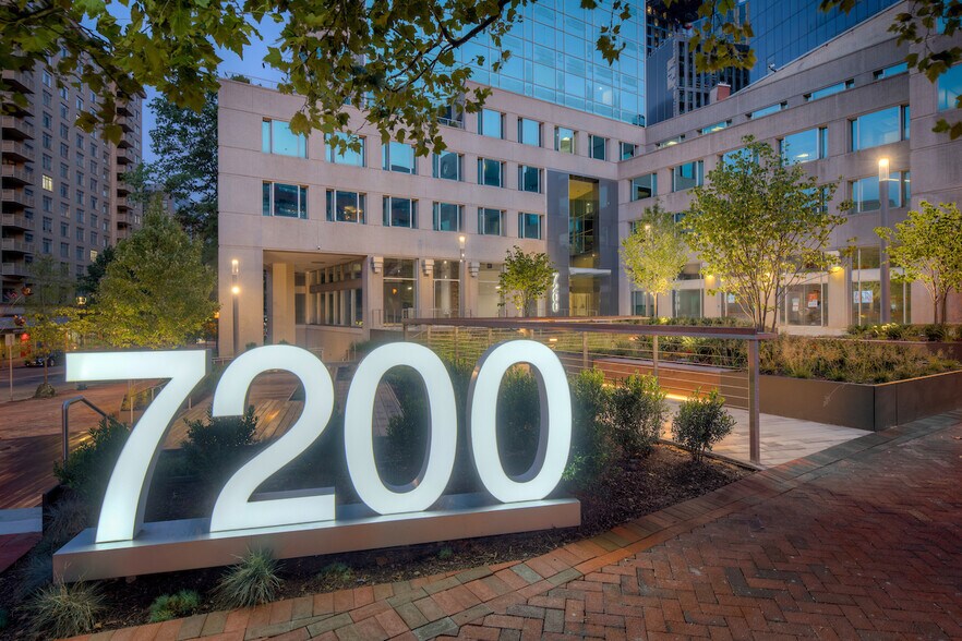More Photos Of 7200 Wisconsin Ave, Bethesda Office For Lease