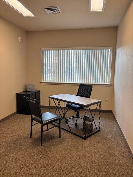 More Photos Of 834 E Winding Creek Dr, Eagle Office For Lease