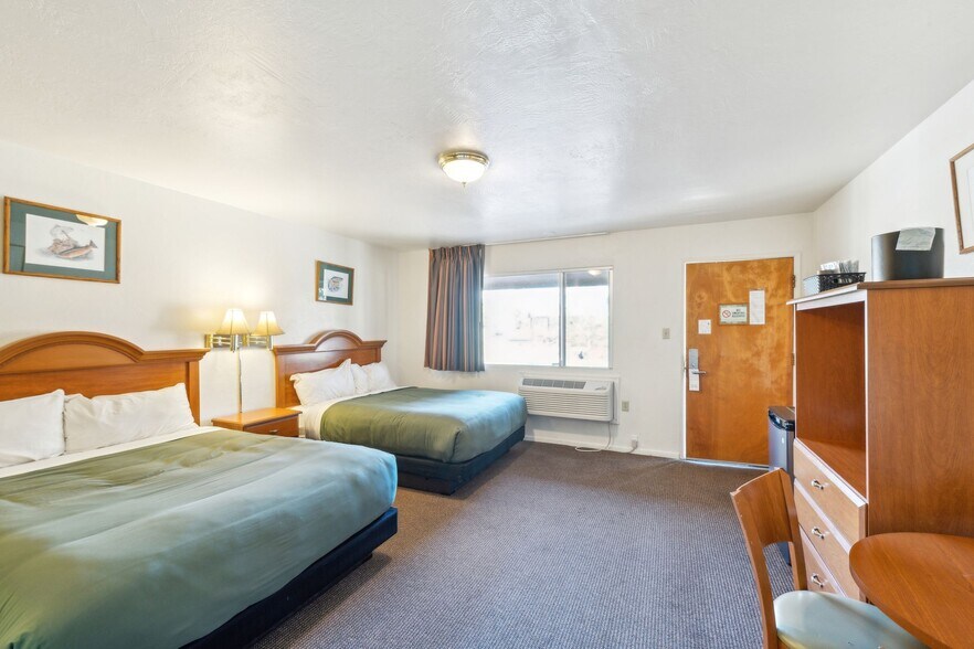 More Photos Of 43021 Bridge St, Fall River Mills Hotel For Sale