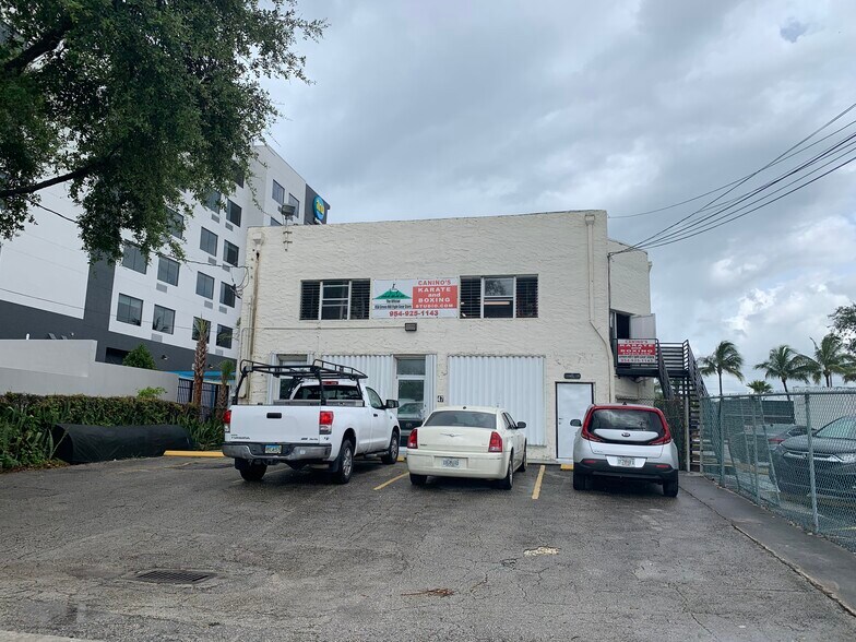 More Photos Of 45-56 N Federal Hwy, Dania Beach, Dania Beach Storefront Retail Office For Sale