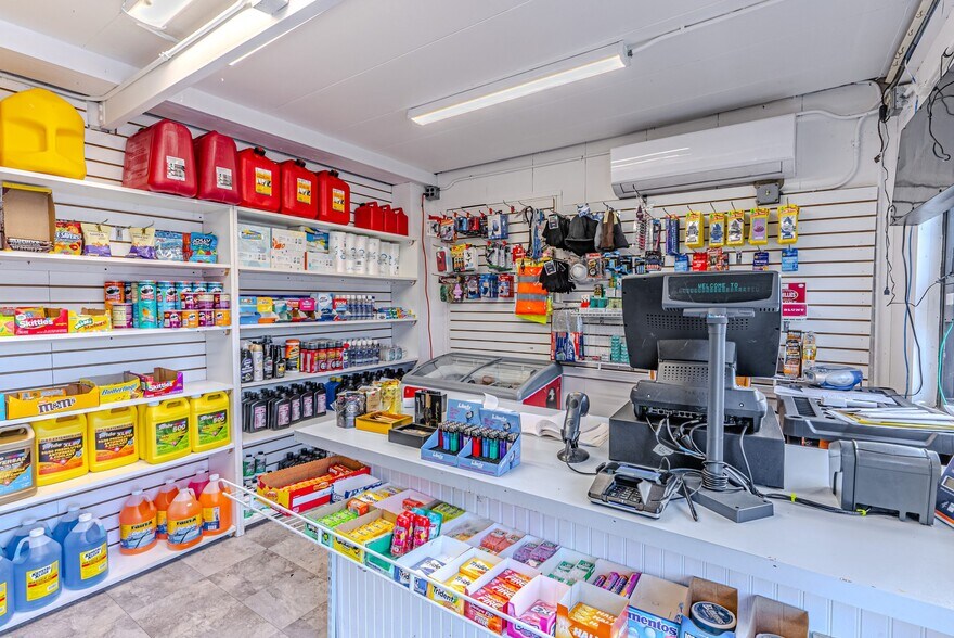 More Photos Of 1500 US Highway 46, Little Falls Service Station For Sale