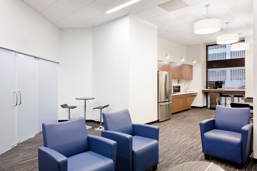 More Photos Of 900 Walnut St, Saint Louis Industrial For Lease