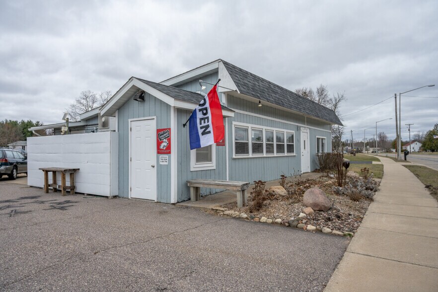 More Photos Of 1111 S Main St, Necedah Restaurant For Sale