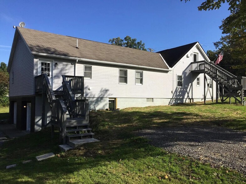 More Photos Of 147 Georgetown Rd, Beaver Falls Apartments For Sale