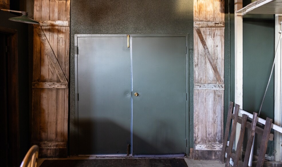 More Photos Of 23 N Main St, Ellinwood Storefront For Sale