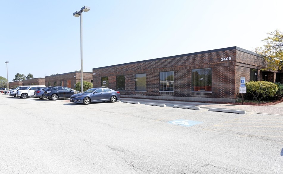Primary Photo Of 3401-3419 N Kennicott Ave, Arlington Heights Medical For Lease