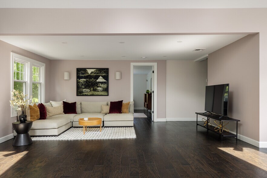 More Photos Of 9 Chambers Rd, West Park Lodge Meeting Hall For Sale