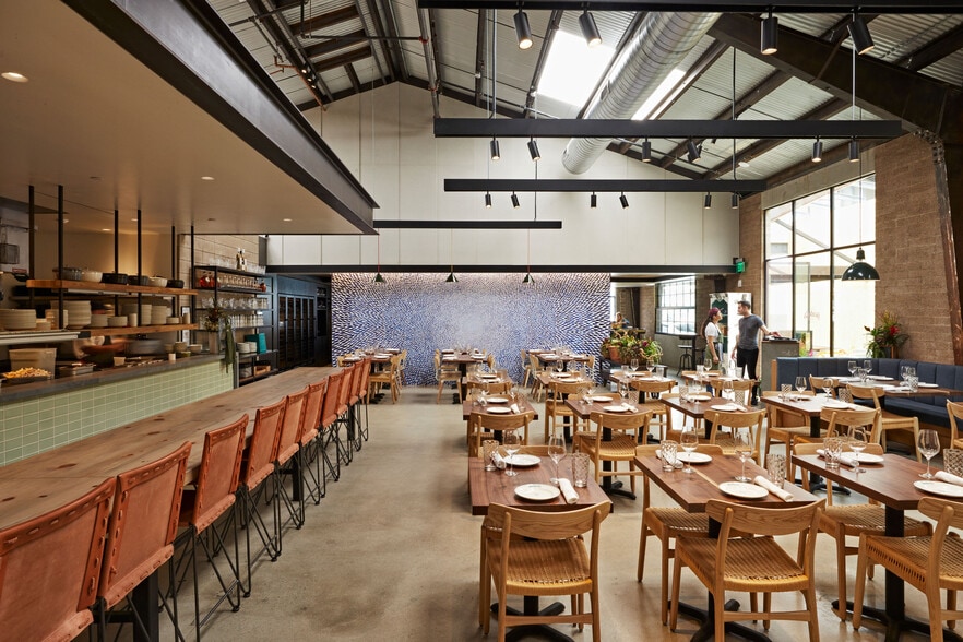 More Photos Of 2419-2425 Michigan Ave, Santa Monica Loft Creative Space For Lease